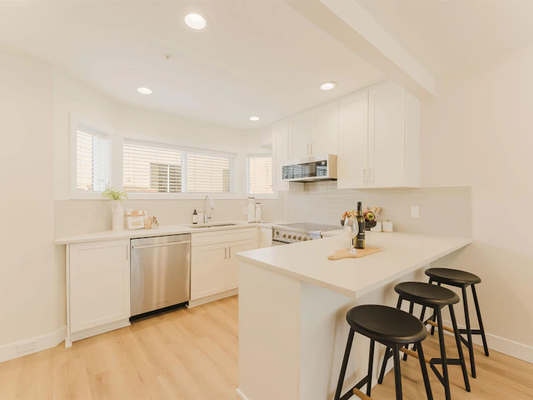 331 Garden Drive, Vancouver, BC, V5L 4Z1 - 7