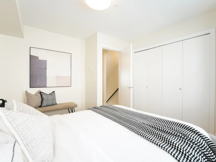 331 Garden Drive, Vancouver, BC, V5L 4Z1 - 17