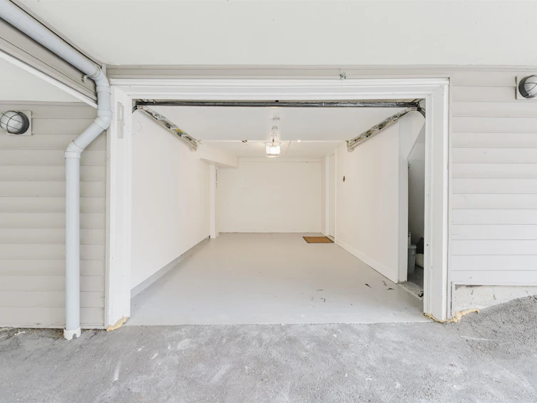 331 Garden Drive, Vancouver, BC, V5L 4Z1 - 24