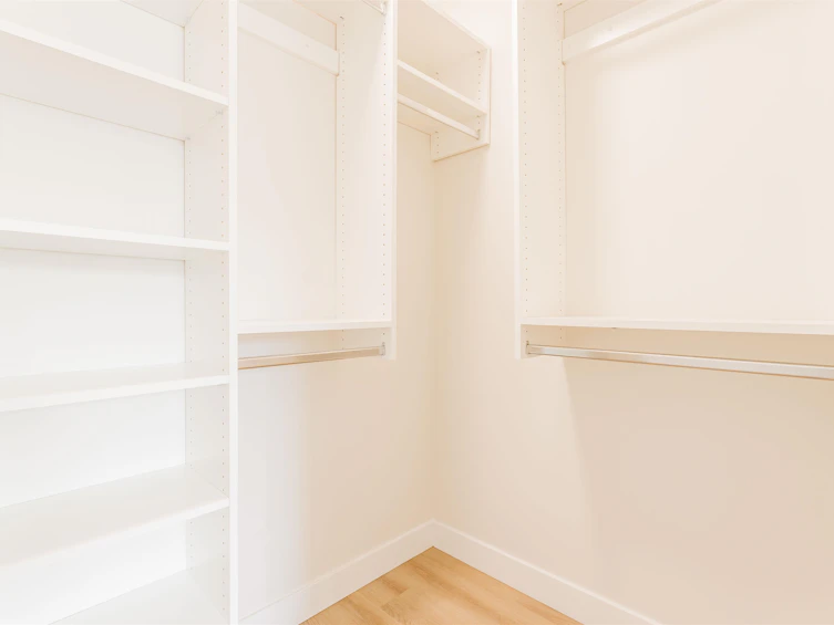 331 Garden Drive, Vancouver, BC, V5L 4Z1 - 12