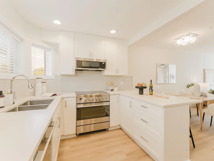 331 Garden Drive, Vancouver, BC, V5L 4Z1 - 6