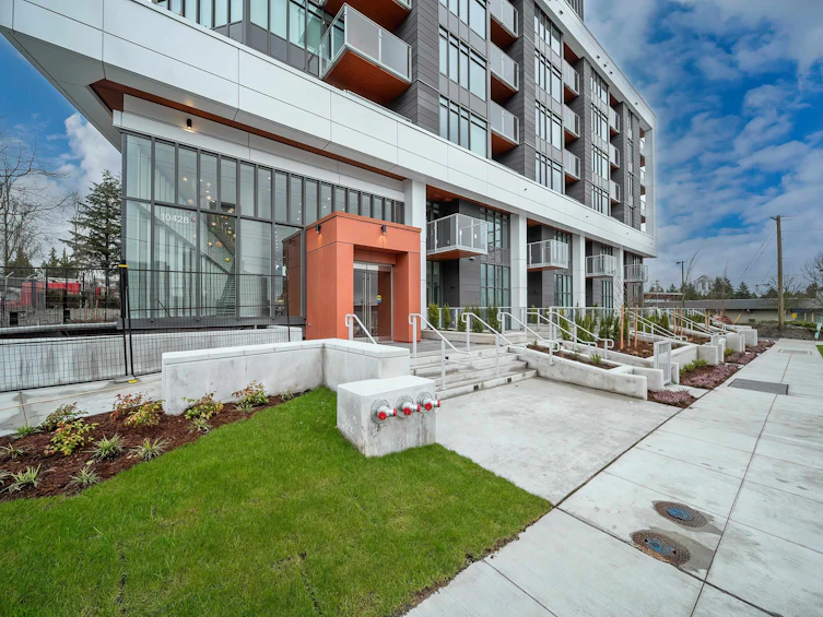 605-10428 Whalley Boulevard, Surrey, BC, V3T 0W2 - 2