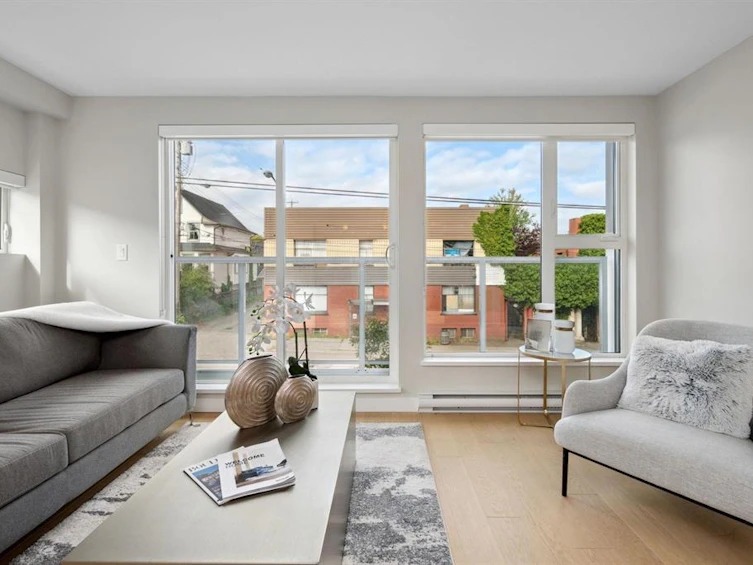 2512 Fraser Street, Vancouver, BC, V5T 3V4 - 16