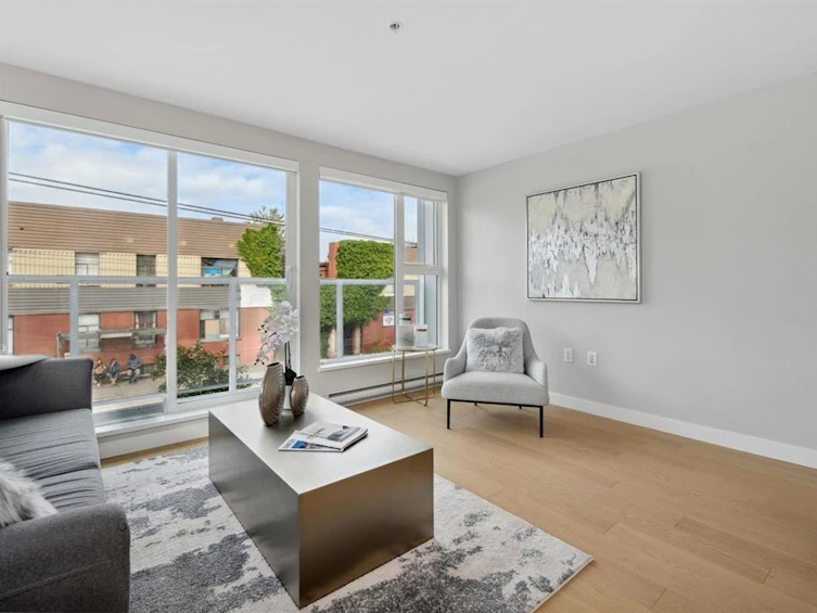 2512 Fraser Street, Vancouver, BC, V5T 3V4 - 8