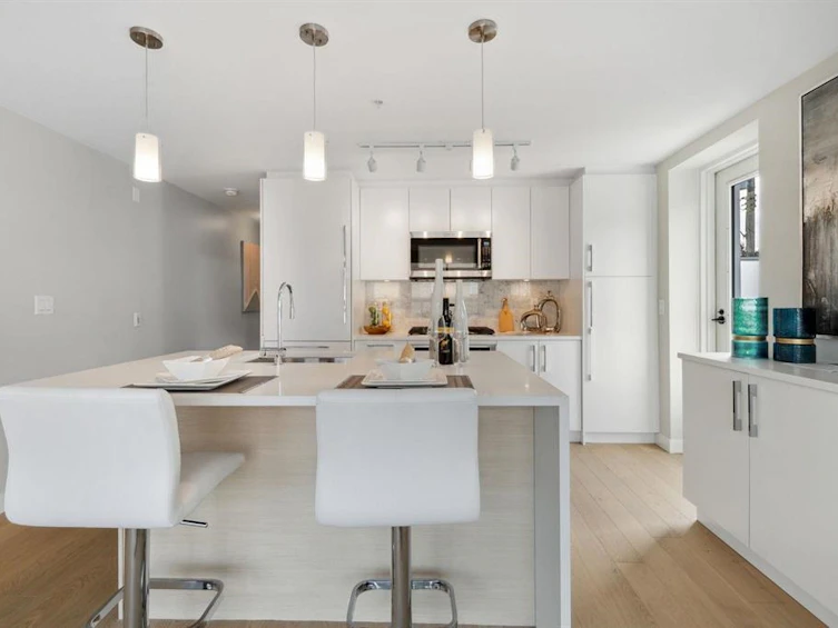 2512 Fraser Street, Vancouver, BC, V5T 3V4 - 19