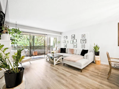 212-1955 Woodway Place - 5