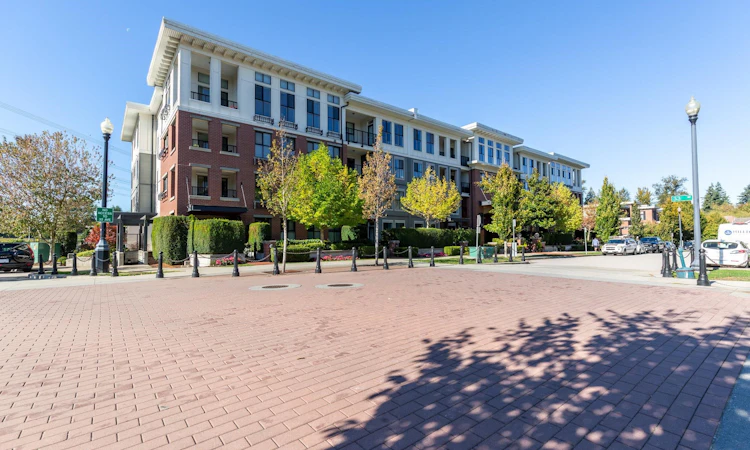 413-3323 151 Street