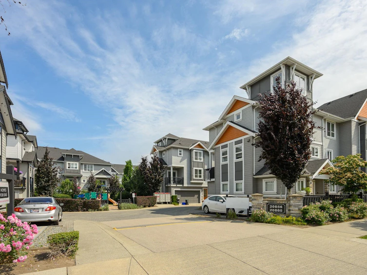 51-20860 76 Avenue, Langley, BC, V2Y 0S8 - 2