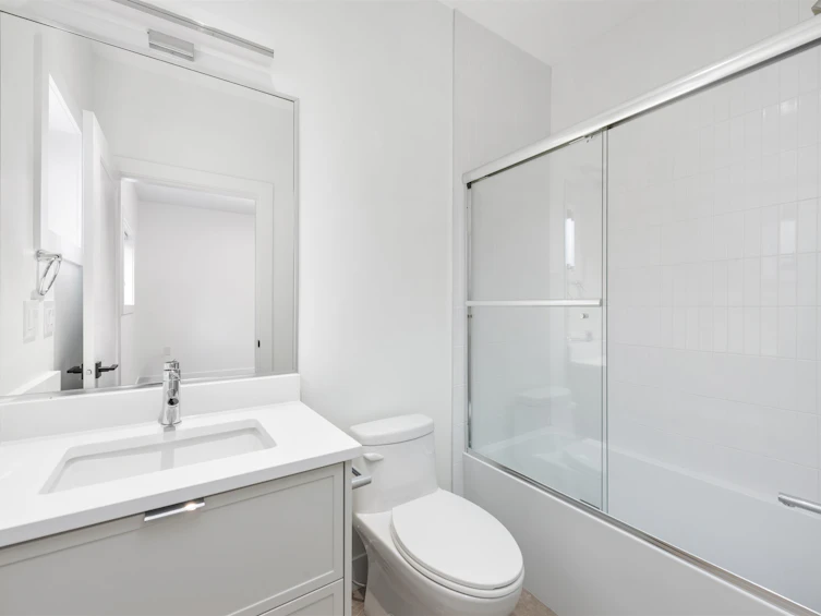1-878 E 37 Avenue, Vancouver, BC, V5W 1G2 - 23