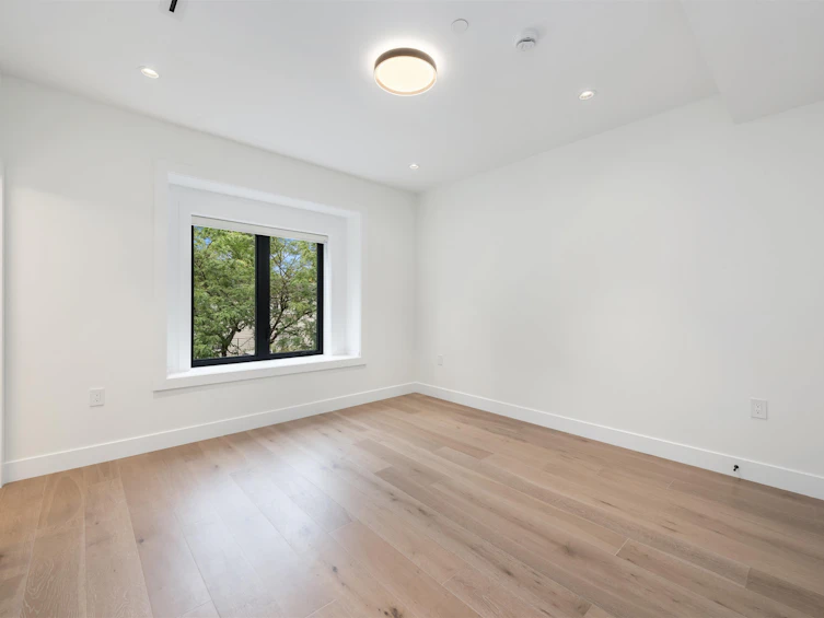 1-878 E 37 Avenue, Vancouver, BC, V5W 1G2 - 24