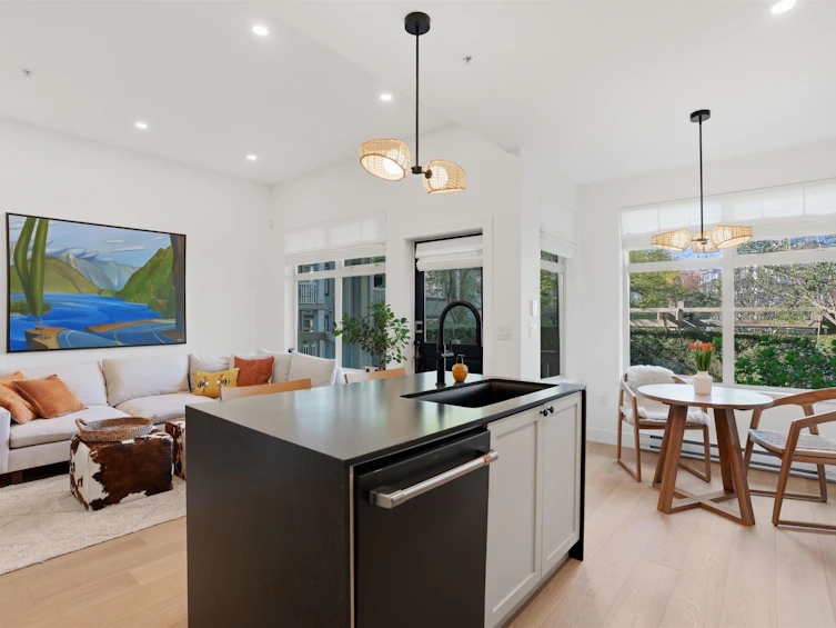 2039 W 33rd Avenue, Vancouver, BC, V6M 1B6 - 10