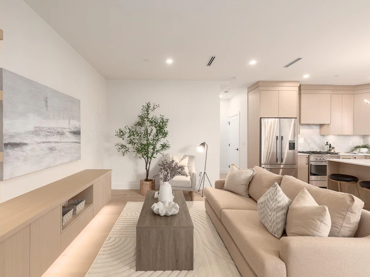 1-3506 E Pender Street, Vancouver, BC, V5K 2E3 - 5
