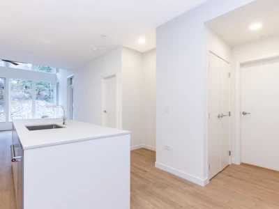 610-1504 Scott Crescent - 4