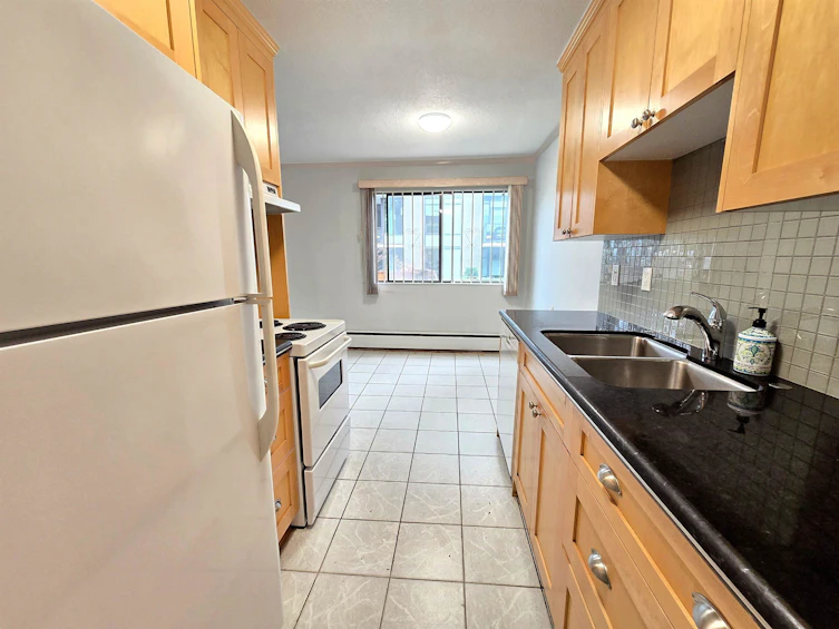 207-350 E 5th Avenue, Vancouver, BC, V5T 1H4 - 11