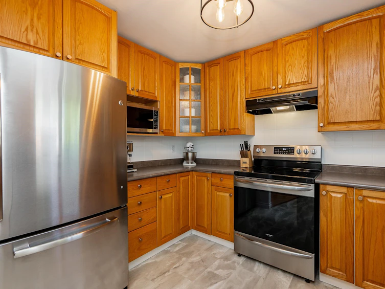 12108 Schmidt Crescent, Maple Ridge, BC, V2X 8A2 - 12