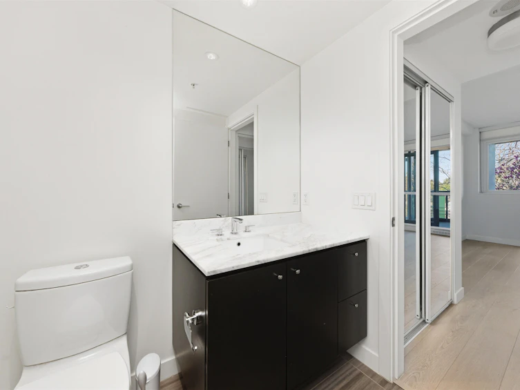 610-6180 Cooney Road, Richmond, BC, V6Y 0H2 - 17