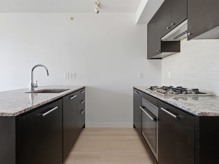 610-6180 Cooney Road, Richmond, BC, V6Y 0H2 - 7