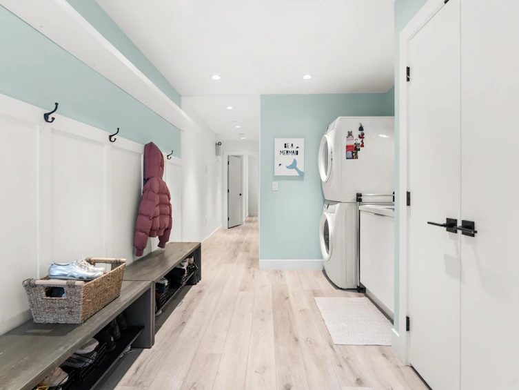 3123 W 16th Avenue, Vancouver, BC, V6K 3C9 - 32