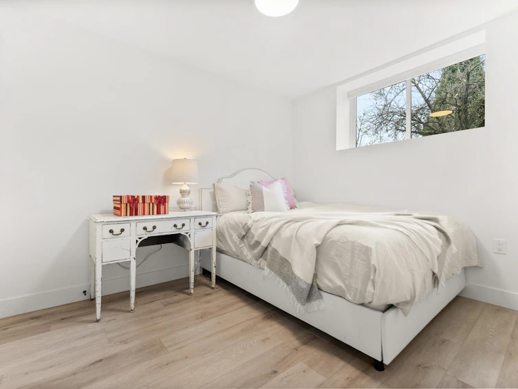 3123 W 16th Avenue, Vancouver, BC, V6K 3C9 - 36