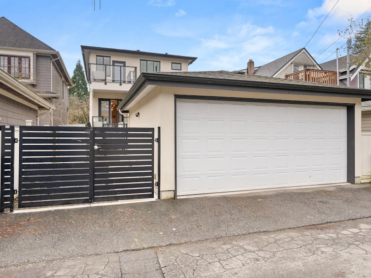 3123 W 16th Avenue, Vancouver, BC, V6K 3C9 - 39