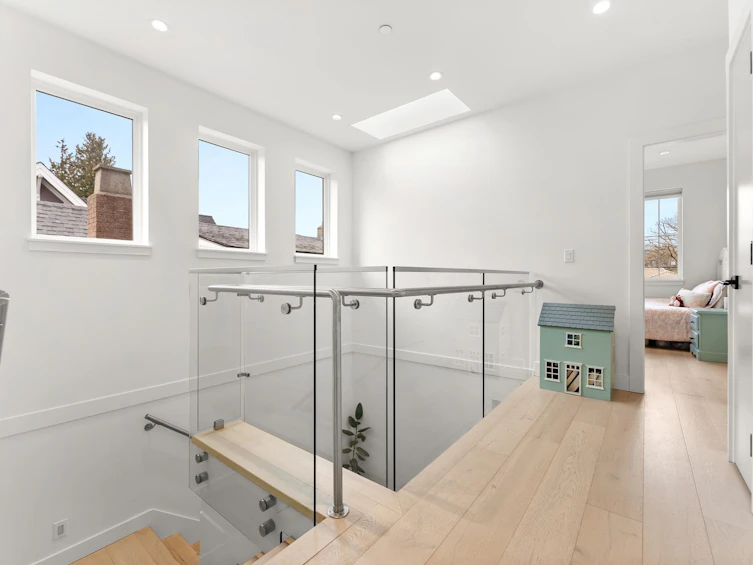 3123 W 16th Avenue, Vancouver, BC, V6K 3C9 - 22