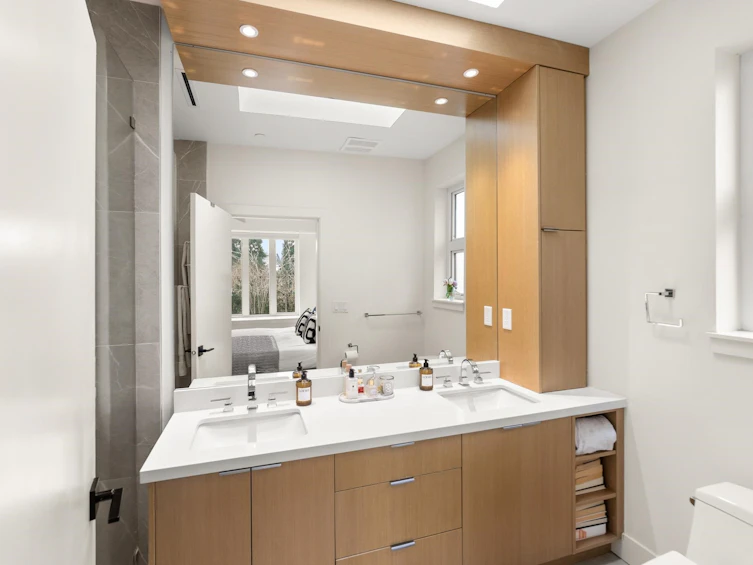 3123 W 16th Avenue, Vancouver, BC, V6K 3C9 - 25