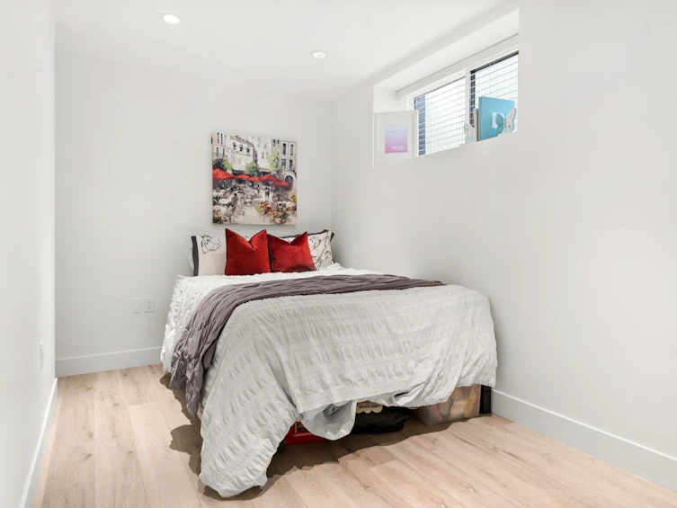 3123 W 16th Avenue, Vancouver, BC, V6K 3C9 - 33