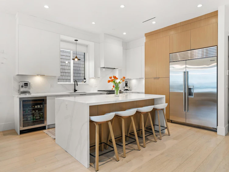 3123 W 16th Avenue, Vancouver, BC, V6K 3C9 - 6