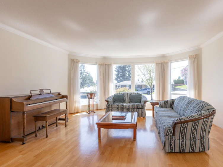 19091 61a Avenue, Surrey, BC, V3S 8C8 - 5