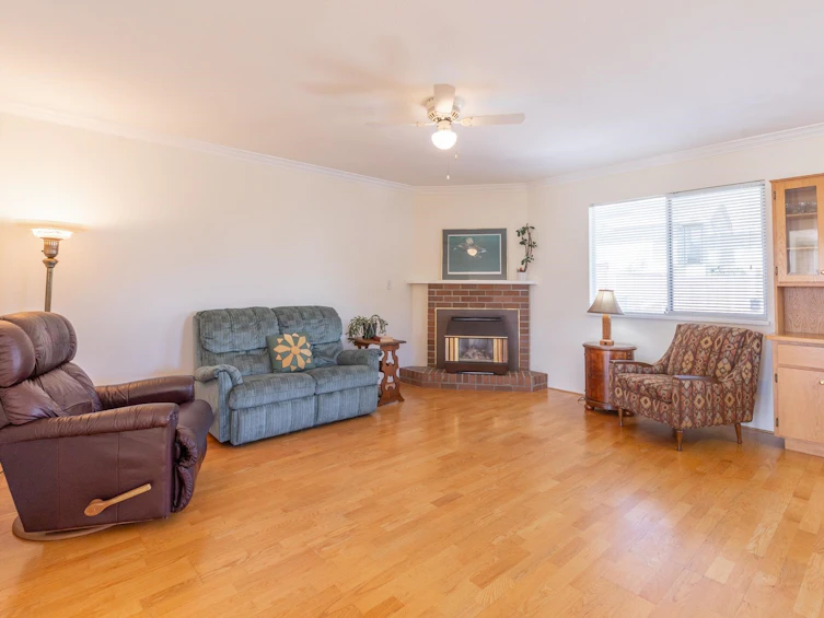 19091 61a Avenue, Surrey, BC, V3S 8C8 - 9