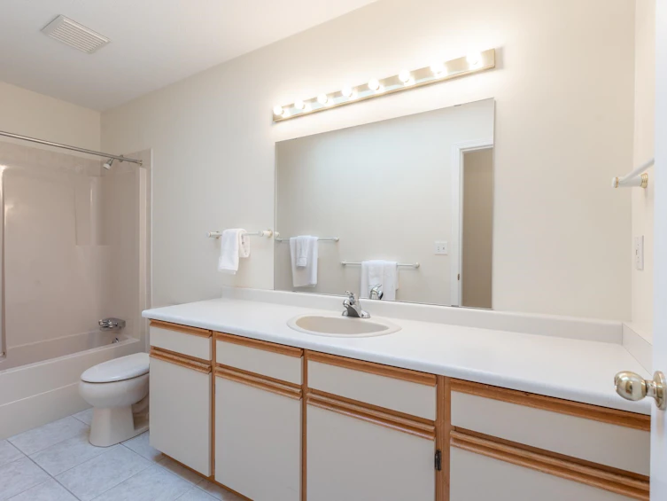 19091 61a Avenue, Surrey, BC, V3S 8C8 - 30