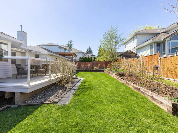 19091 61a Avenue, Surrey, BC, V3S 8C8 - 35