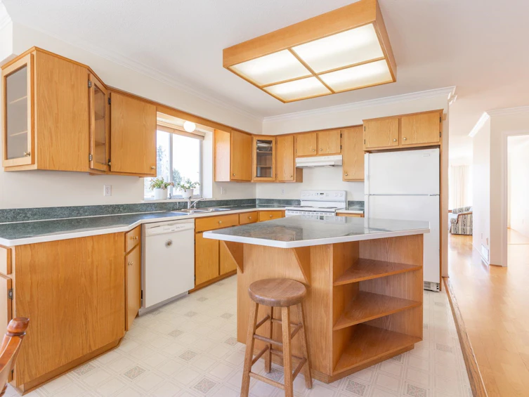 19091 61a Avenue, Surrey, BC, V3S 8C8 - 14