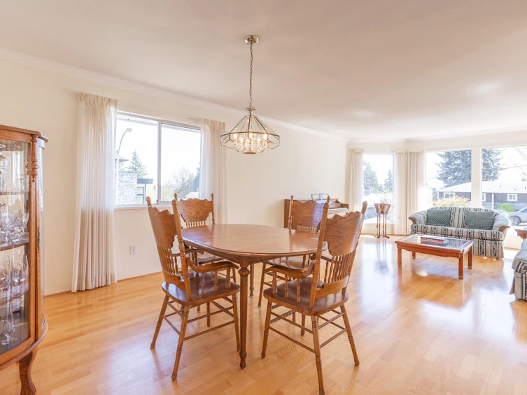 19091 61a Avenue, Surrey, BC, V3S 8C8 - 8