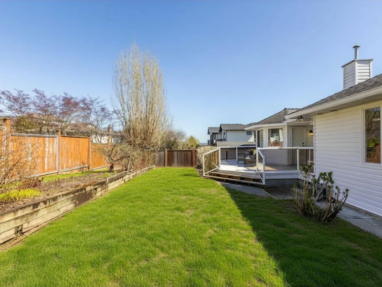 19091 61a Avenue, Surrey, BC, V3S 8C8 - 37