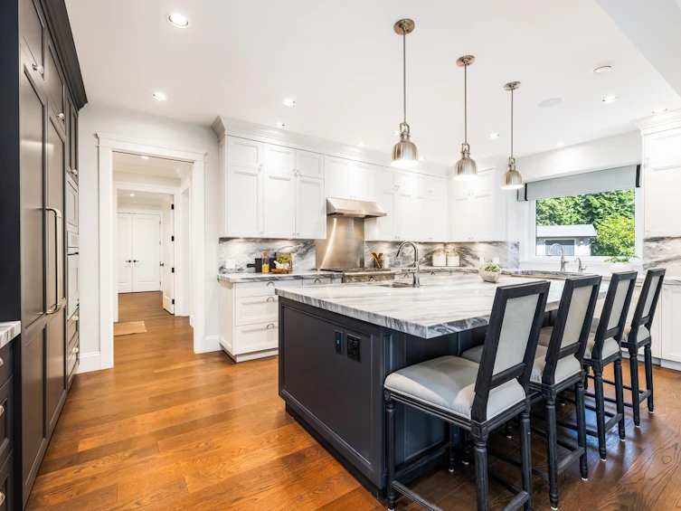 3850 St. Marys Avenue, North Vancouver, BC, V7N 1Y1 - 3