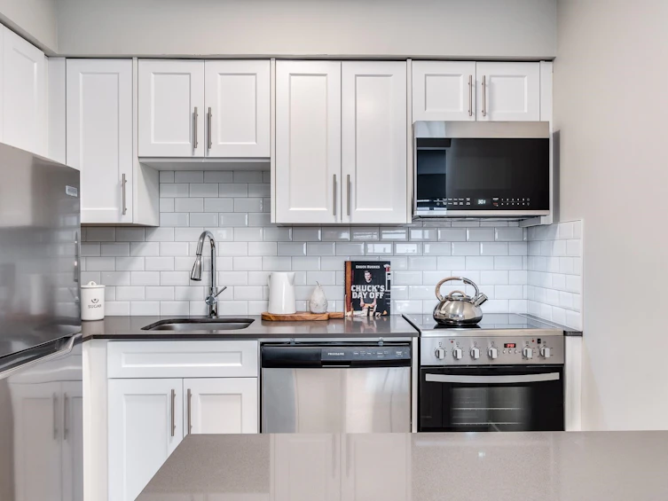 1923 Parker Street, Vancouver, BC, V5L 2L2 - 26