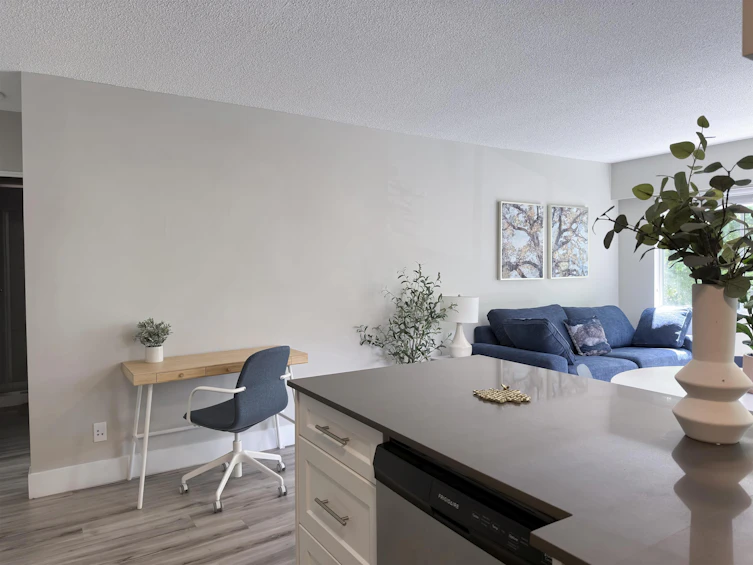 1923 Parker Street, Vancouver, BC, V5L 2L2 - 5