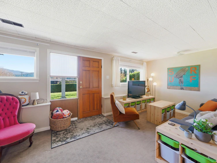 487 Roslyn Boulevard, North Vancouver, BC, V7G 1P1 - 22