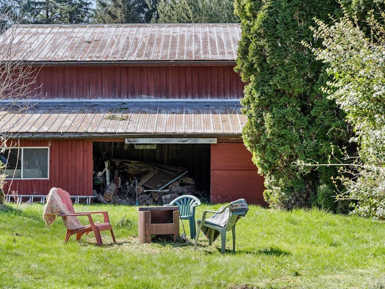 640 Maple Falls Road, Columbia Valley, BC, V2R 4X7 - 19