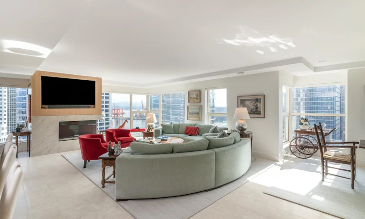 1402-837 W Hastings Street