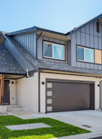 4 4375 Cormorant Way