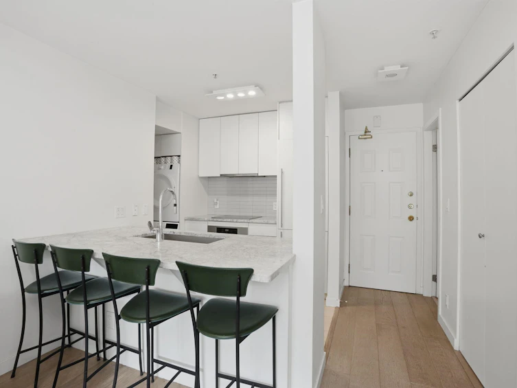 202-2195 W 5th Avenue, Vancouver, BC, V6K 1S1 - 14