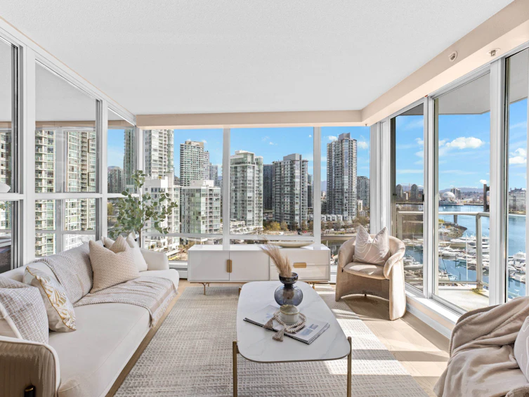 1601-1228 Marinaside Crescent, Vancouver, BC, V6Z 2W4 - 3