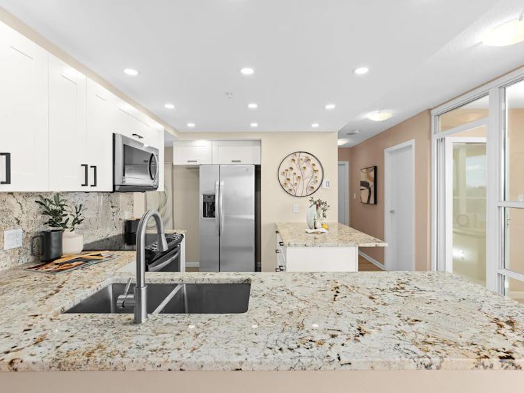 1601-1228 Marinaside Crescent, Vancouver, BC, V6Z 2W4 - 9