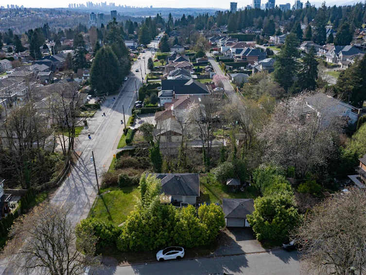 971 Rochester Avenue, Coquitlam, BC, V3K 2W5 - 6