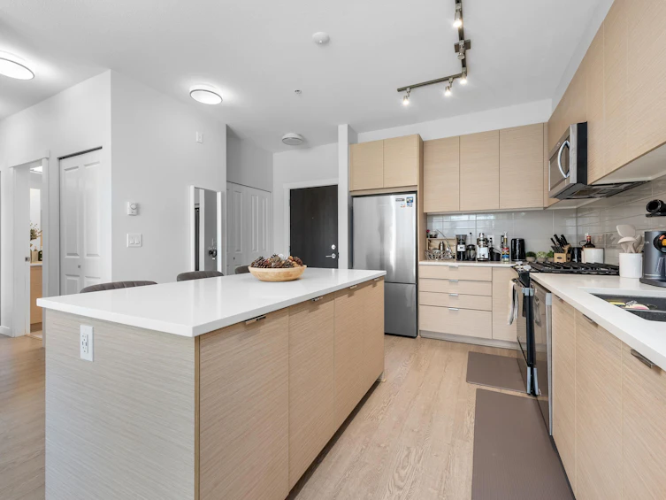 B303-8150 207 Street, Langley, BC, V2Y 4J3 - 4