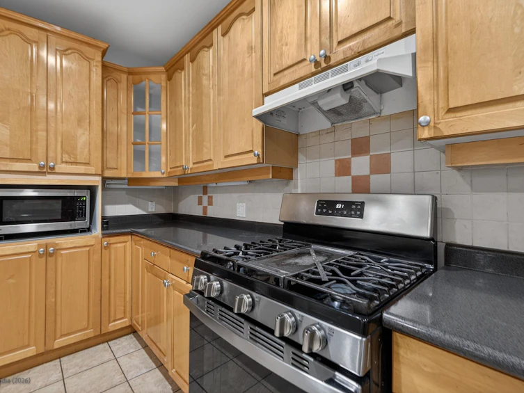 7718 145 Street, Surrey, BC, V3S 9C4 - 13