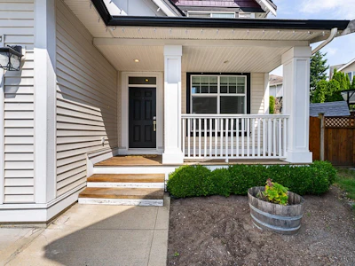 7078 179 Street - 2