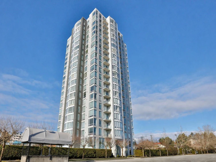 PH4-14820 104 Avenue, Surrey, BC, V3R 0V9 - 2